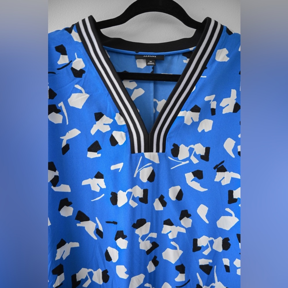 Alfani Abstract Long Sleeve Shirt NWT - Picture 3 of 5